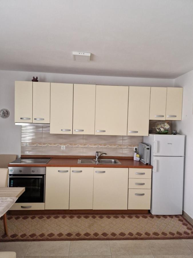 Luka Apartment