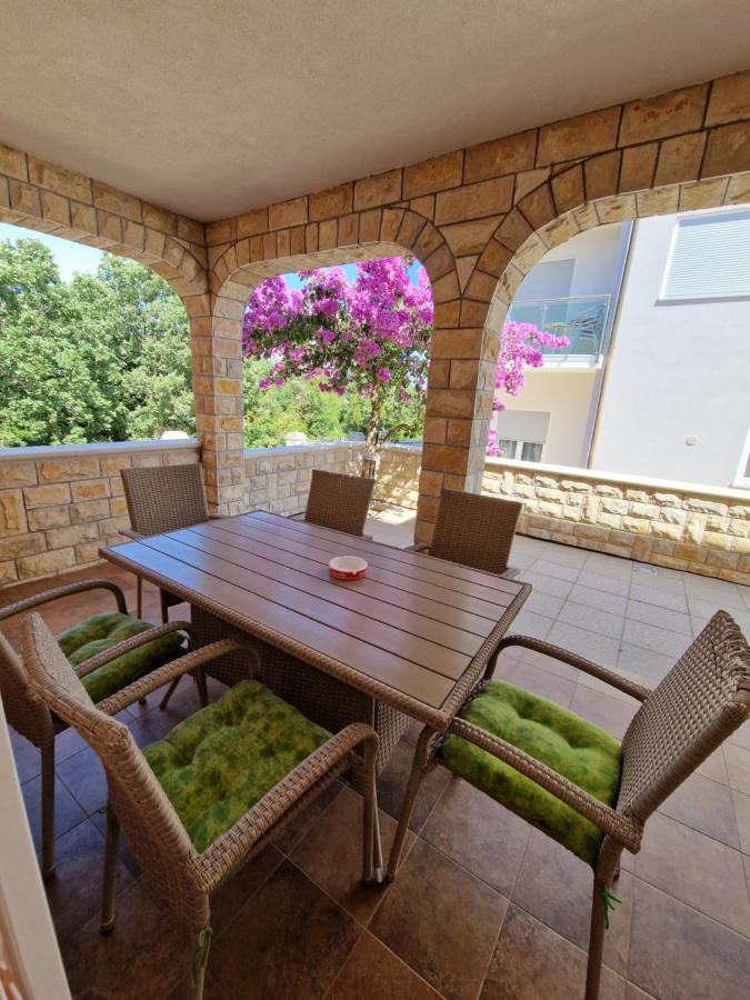 Luka Apartment